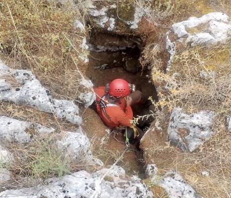 Figura 2 - Entrada do Algar da Lomba